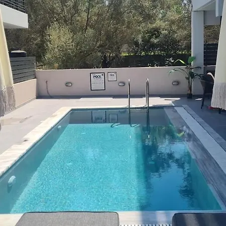 Apartman Theros