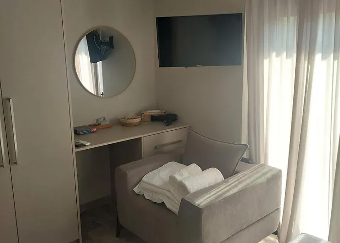 Theros Apartment *