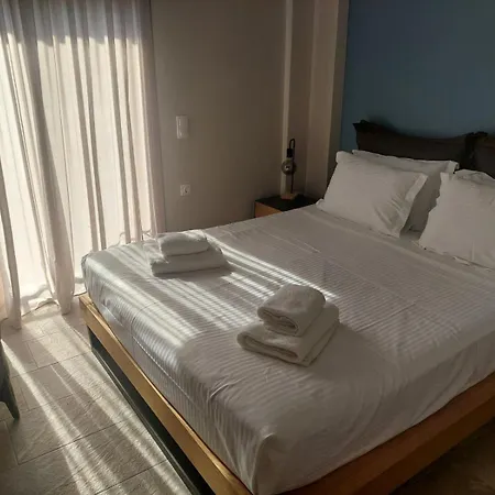 Apartman Theros Nikiána