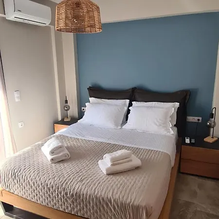 Theros Apartman Nikiána